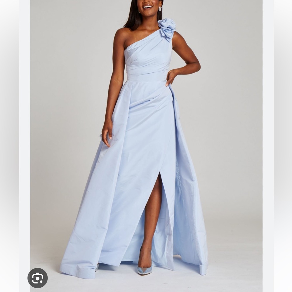 Teri Jon One-Shoulder Gown Size 6 NWT